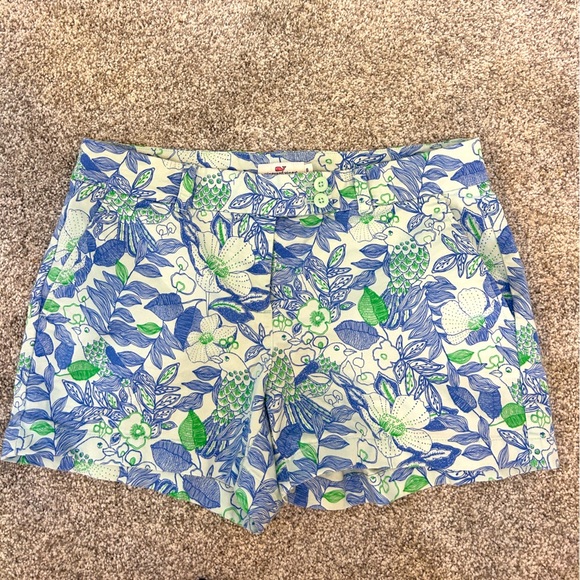 Vineyard Vines Pants - Vineyard Vines Blue and Green Floral Women's Shorts